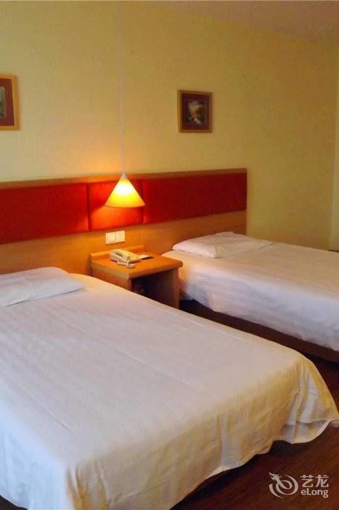 Home Inn Guiyang Zunyi Road Guiyang (Guizhou) Exterior foto